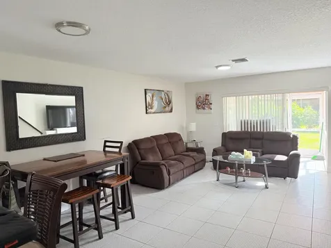 9945 Kamena Circle Boynton Beach FL 33436