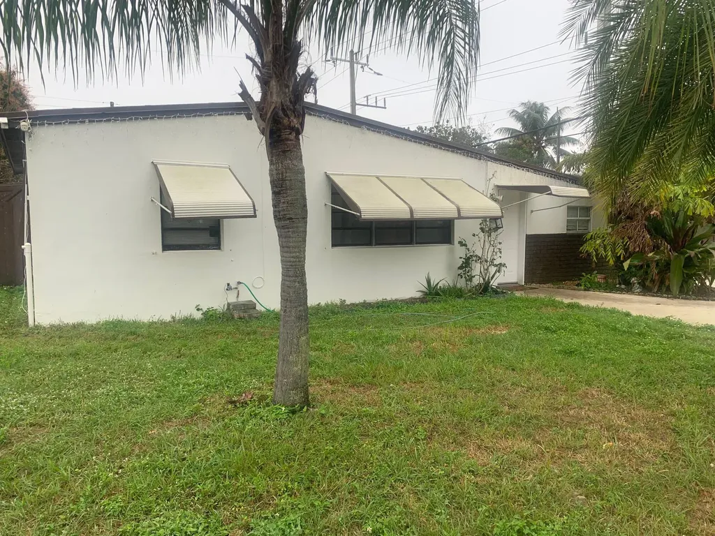 2931 French Avenue Lake Worth FL 33461