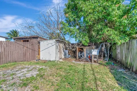 2931 French Avenue Lake Worth FL 33461