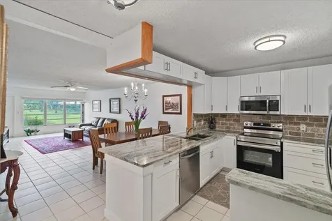 9244 Flynn Circle Boca Raton FL 33496