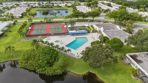 9244 Flynn Circle Boca Raton FL 33496
