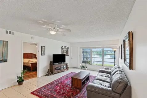 9244 Flynn Circle Boca Raton FL 33496