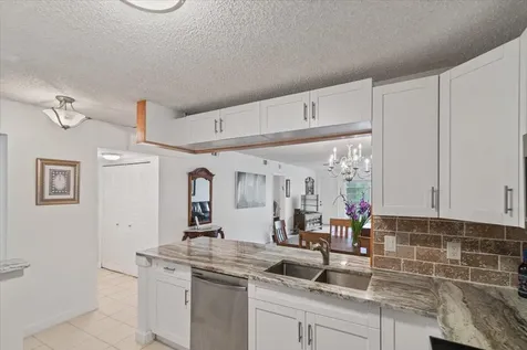 9244 Flynn Circle Boca Raton FL 33496