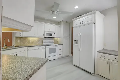 9107 Chatsworth Cascades Circle Boca Raton FL 33434