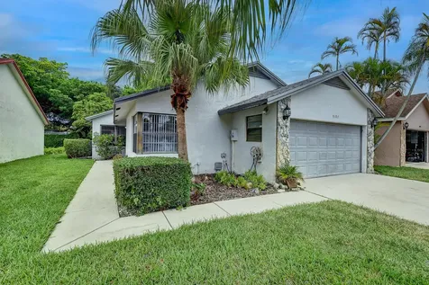 9107 Chatsworth Cascades Circle Boca Raton FL 33434
