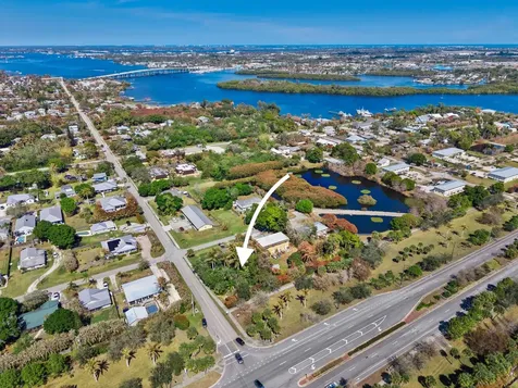3529 SW Cornell Avenue Palm City FL 34990