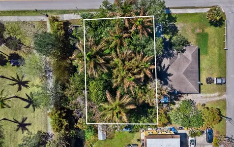 3529 SW Cornell Avenue Palm City FL 34990