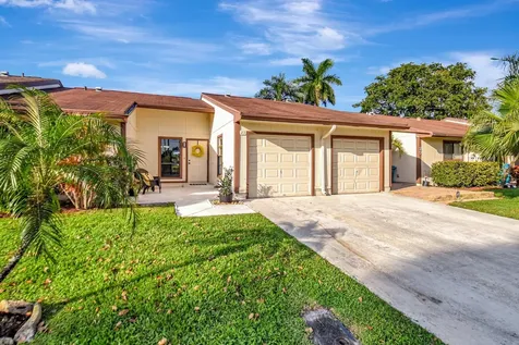 23 Mayfair Lane Boynton Beach FL 33426