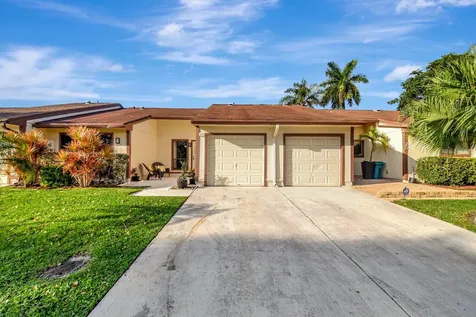 23 Mayfair Lane Boynton Beach FL 33426