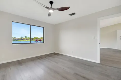 23 Mayfair Lane Boynton Beach FL 33426