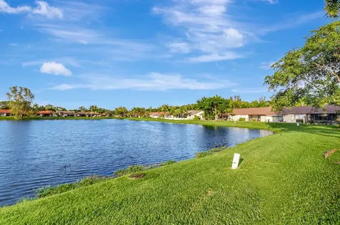 23 Mayfair Lane Boynton Beach FL 33426