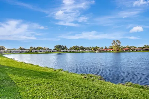 23 Mayfair Lane Boynton Beach FL 33426