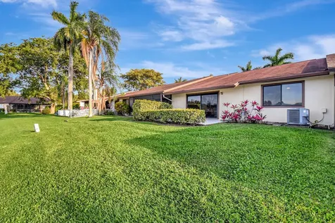 23 Mayfair Lane Boynton Beach FL 33426