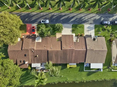 23 Mayfair Lane Boynton Beach FL 33426