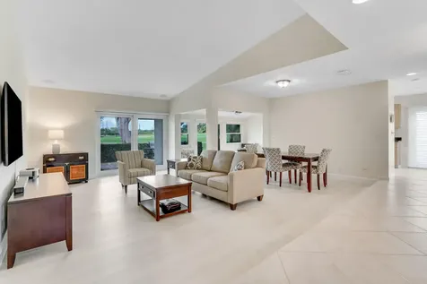 5577 N Cameo Drive Boca Raton FL 33433