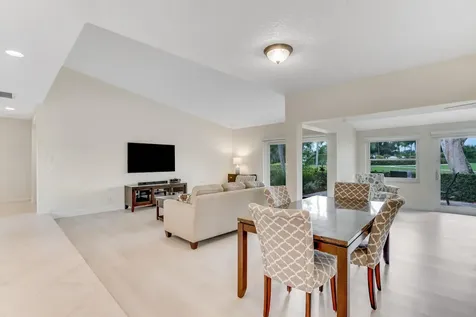 5577 N Cameo Drive Boca Raton FL 33433