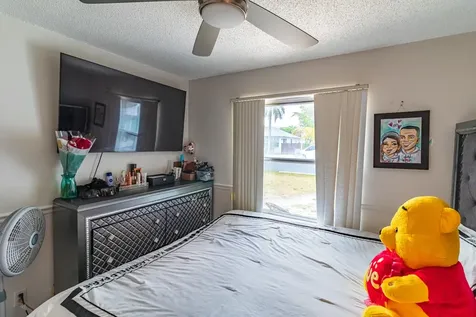 513 El Vedado West Palm Beach FL 33405