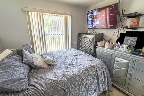 513 El Vedado West Palm Beach FL 33405
