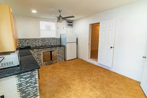 513 El Vedado West Palm Beach FL 33405