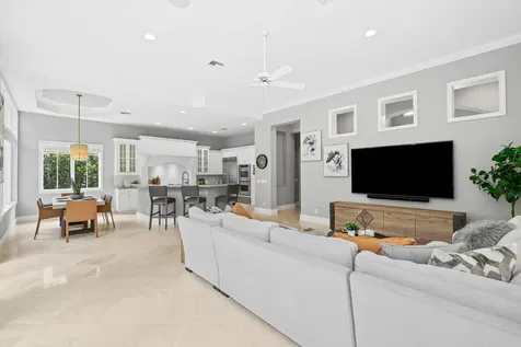 475 Ne 4th Street Boca Raton FL 33432