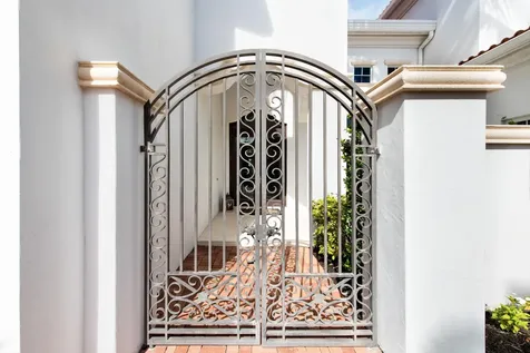 475 Ne 4th Street Boca Raton FL 33432