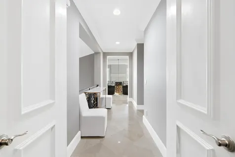 475 Ne 4th Street Boca Raton FL 33432