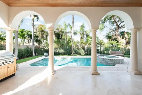 475 Ne 4th Street Boca Raton FL 33432