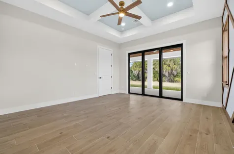 122 Se Via Lago Garda Port Saint Lucie FL 34952