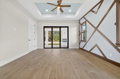122 Se Via Lago Garda Port Saint Lucie FL 34952