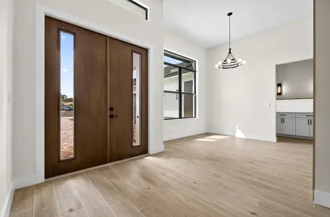 122 Se Via Lago Garda Port Saint Lucie FL 34952