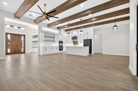 122 Se Via Lago Garda Port Saint Lucie FL 34952