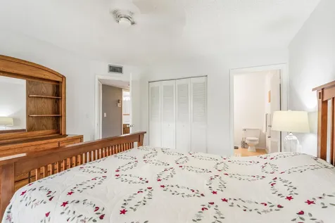 65 Woodland Drive Vero Beach FL 32962