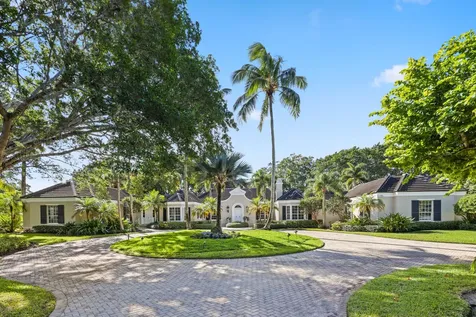 26 Country Road Village of Golf FL 33436