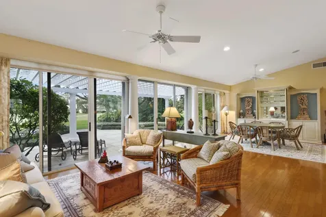 26 Country Road Village of Golf FL 33436