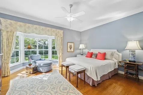 26 Country Road Village of Golf FL 33436