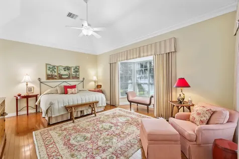 26 Country Road Village of Golf FL 33436