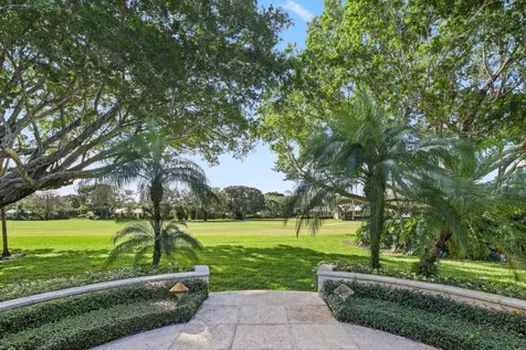 26 Country Road Village of Golf FL 33436