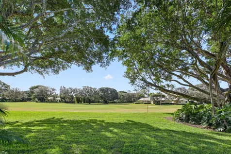 26 Country Road Village of Golf FL 33436