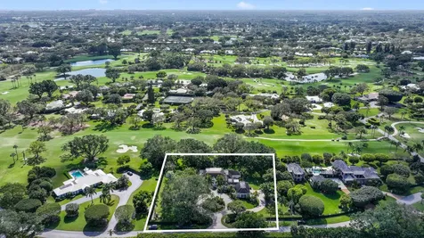 26 Country Road Village of Golf FL 33436