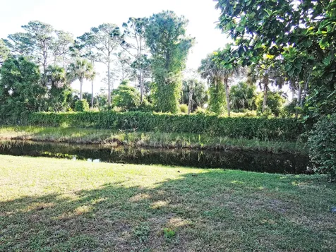 944 Savannas Point Drive Fort Pierce FL 34982