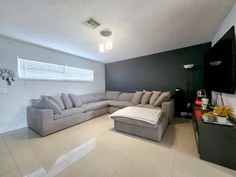 5110 Michigan Avenue West Palm Beach FL 33415