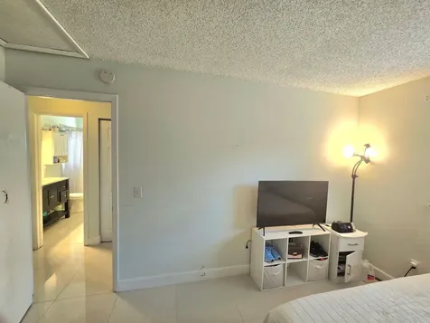 5110 Michigan Avenue West Palm Beach FL 33415