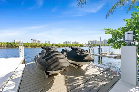 7212 Ne 8th Drive Boca Raton FL 33487