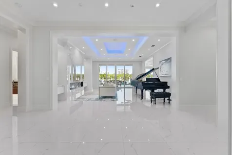 7212 Ne 8th Drive Boca Raton FL 33487