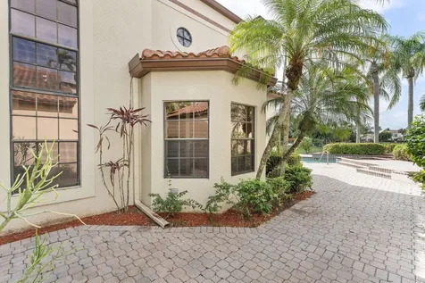 23375 Mirabella Circle Boca Raton FL 33433