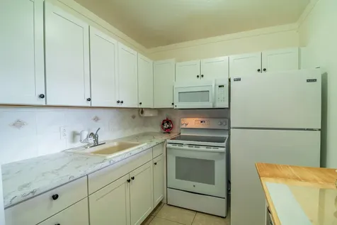 120 Northampton West Palm Beach FL 33417