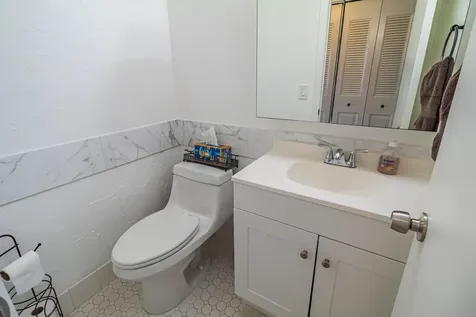 120 Northampton West Palm Beach FL 33417