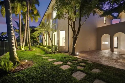 17654 Circle Pond Court Boca Raton FL 33496