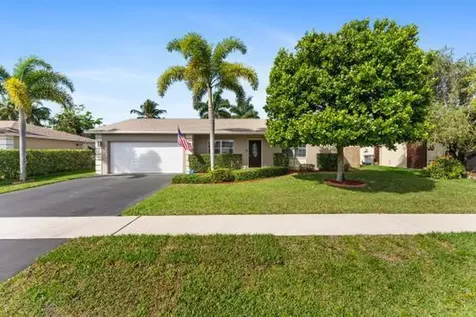 19613 Delaware Circle Boca Raton FL 33434