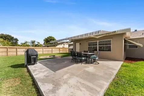 19613 Delaware Circle Boca Raton FL 33434